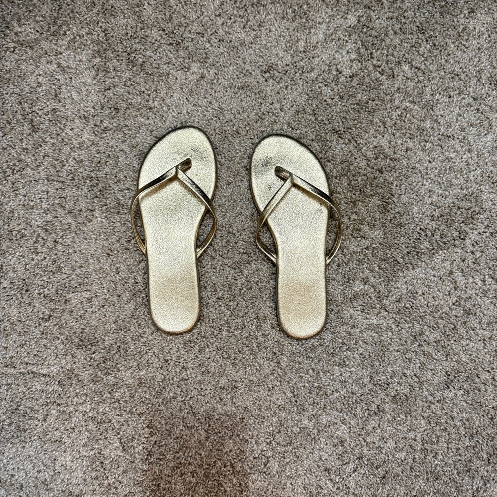 Express Gold Sandals Minimalist Thong Design size 6